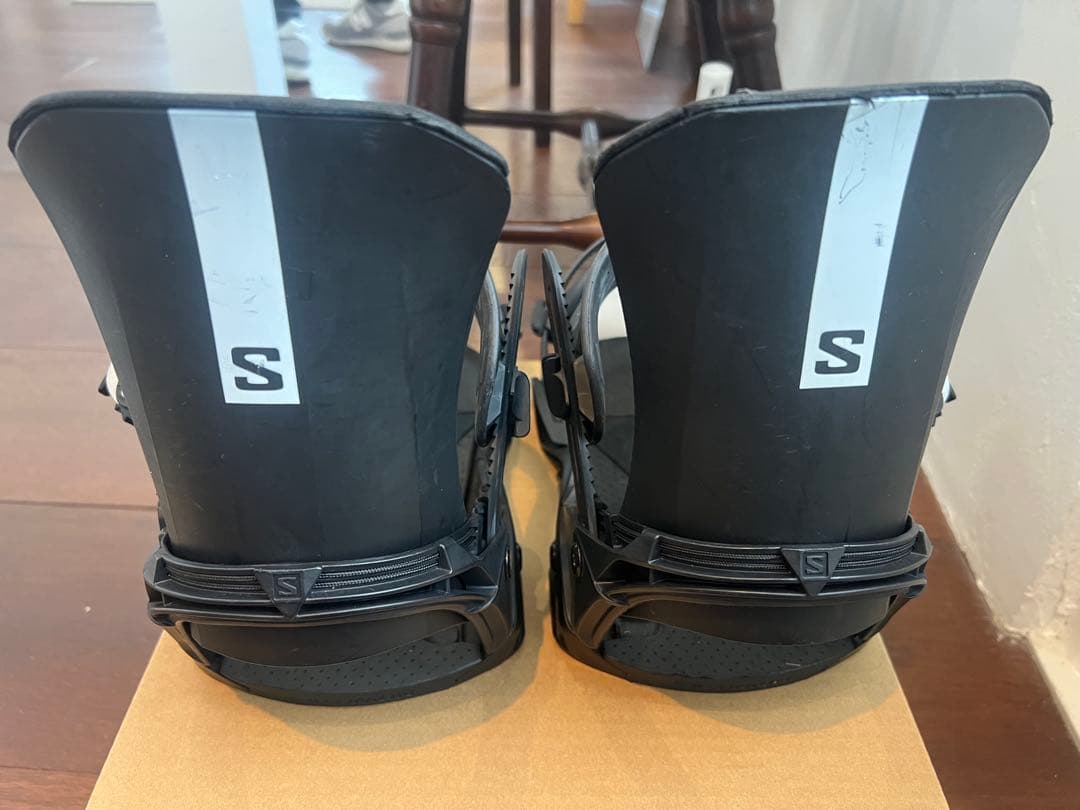 salomon district 2023 Lサイズトゥストラップ変更