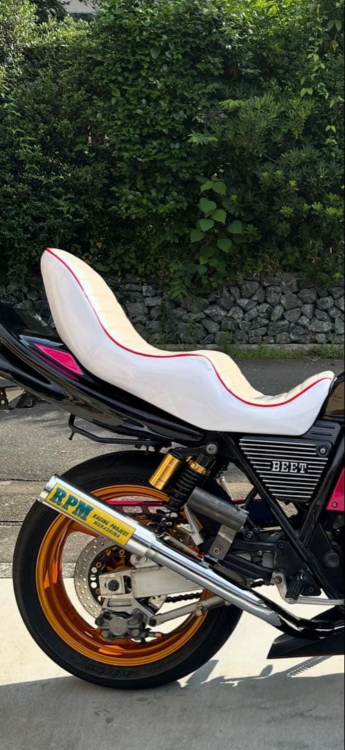 XJR400 ちょび三段シート - メルカリ