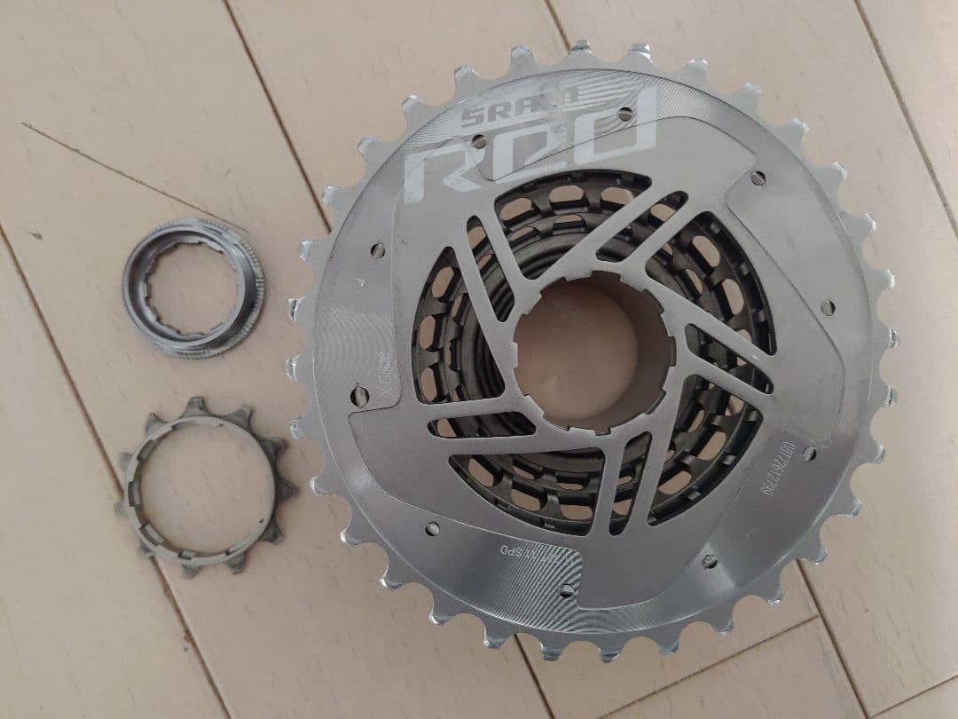 SRAM RED22 スプロケット 11-32 消耗少なめ - メルカリ