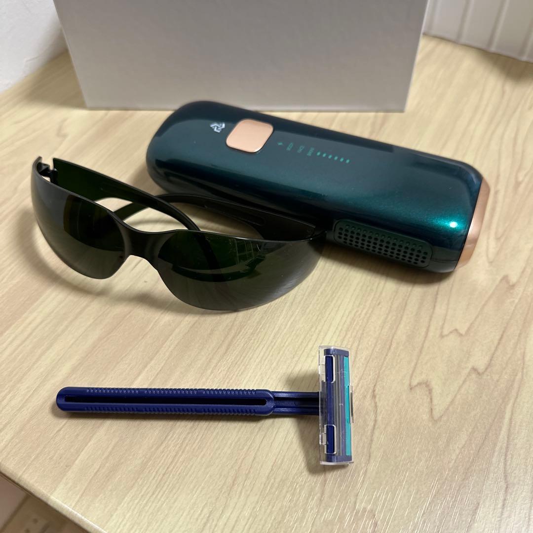 CRYSTAL HIPL光脱毛器2025夏最新 瞬間10℃冷却ほぼ無痛 家庭用 - メルカリ