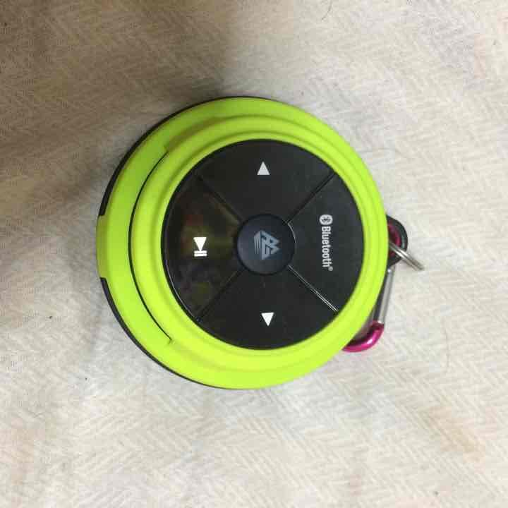 Bluetoothのスピーカー ヤマハ、八角形のBluetooth対応ポータブルスピーカー - 価格.com