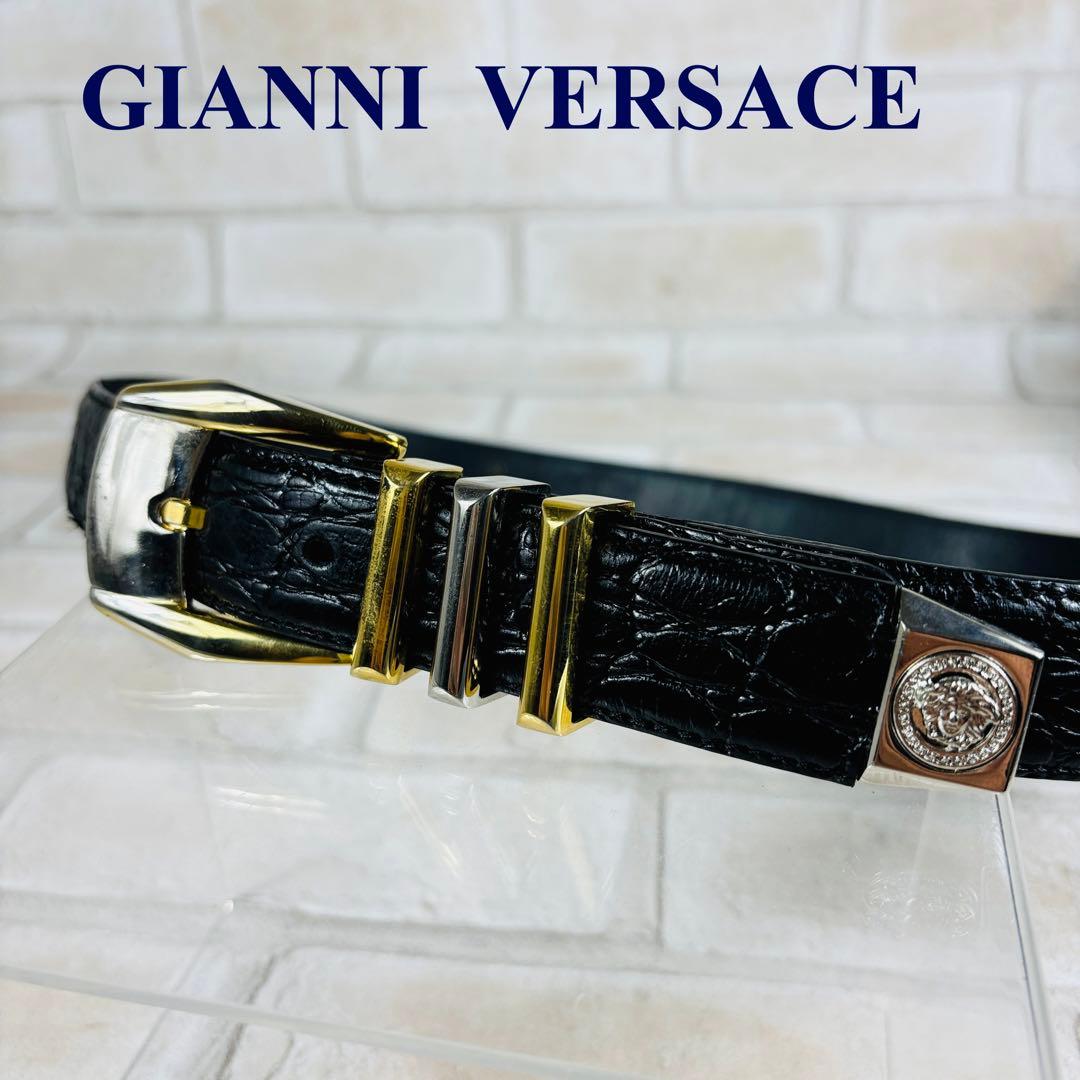 ジャンニヴェルサーチ ベルト メデューサ クロコ型押し 3連 金銀コンビ