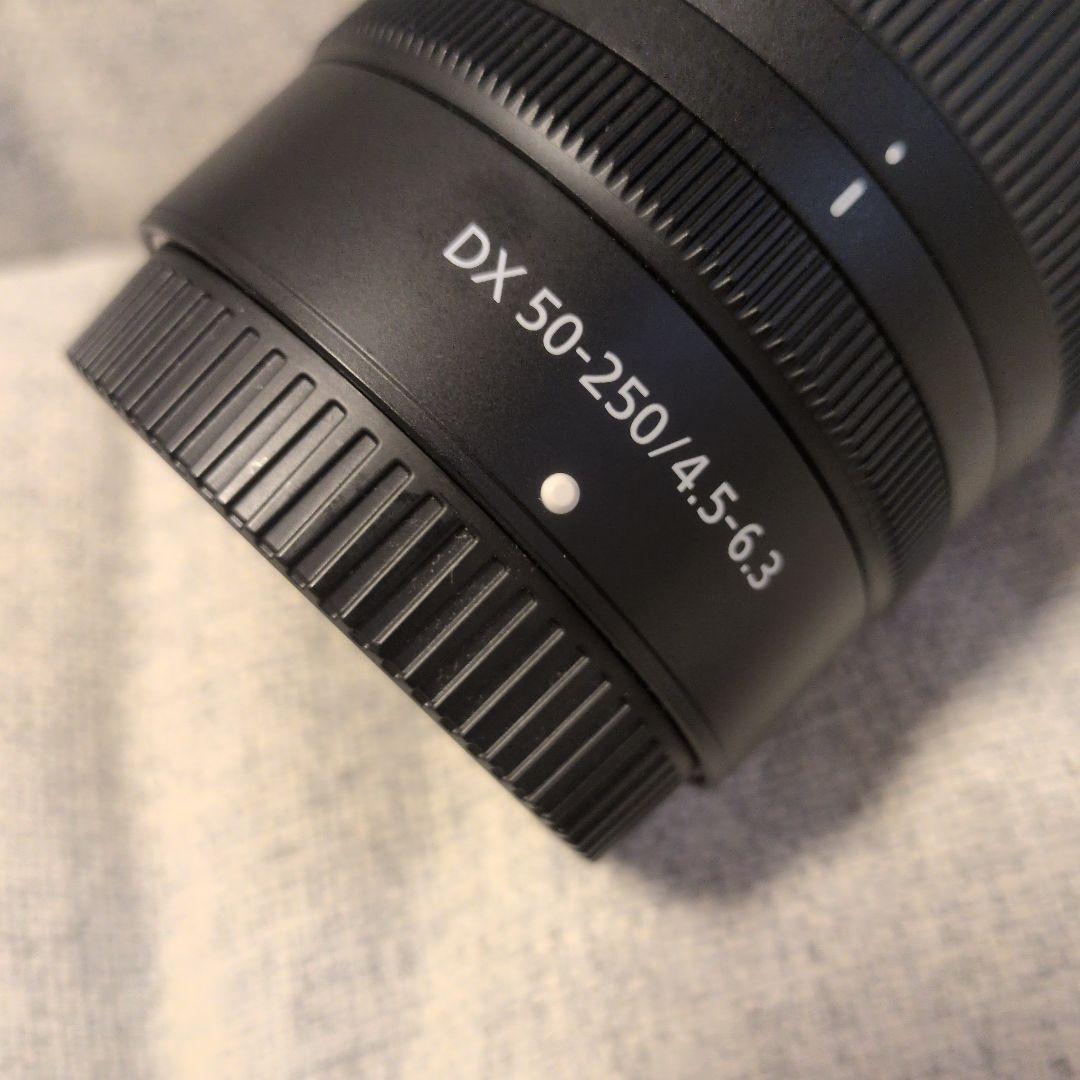 ニコンNikon NIKKOR DX 50-250mm f/4.5-6.3 VR