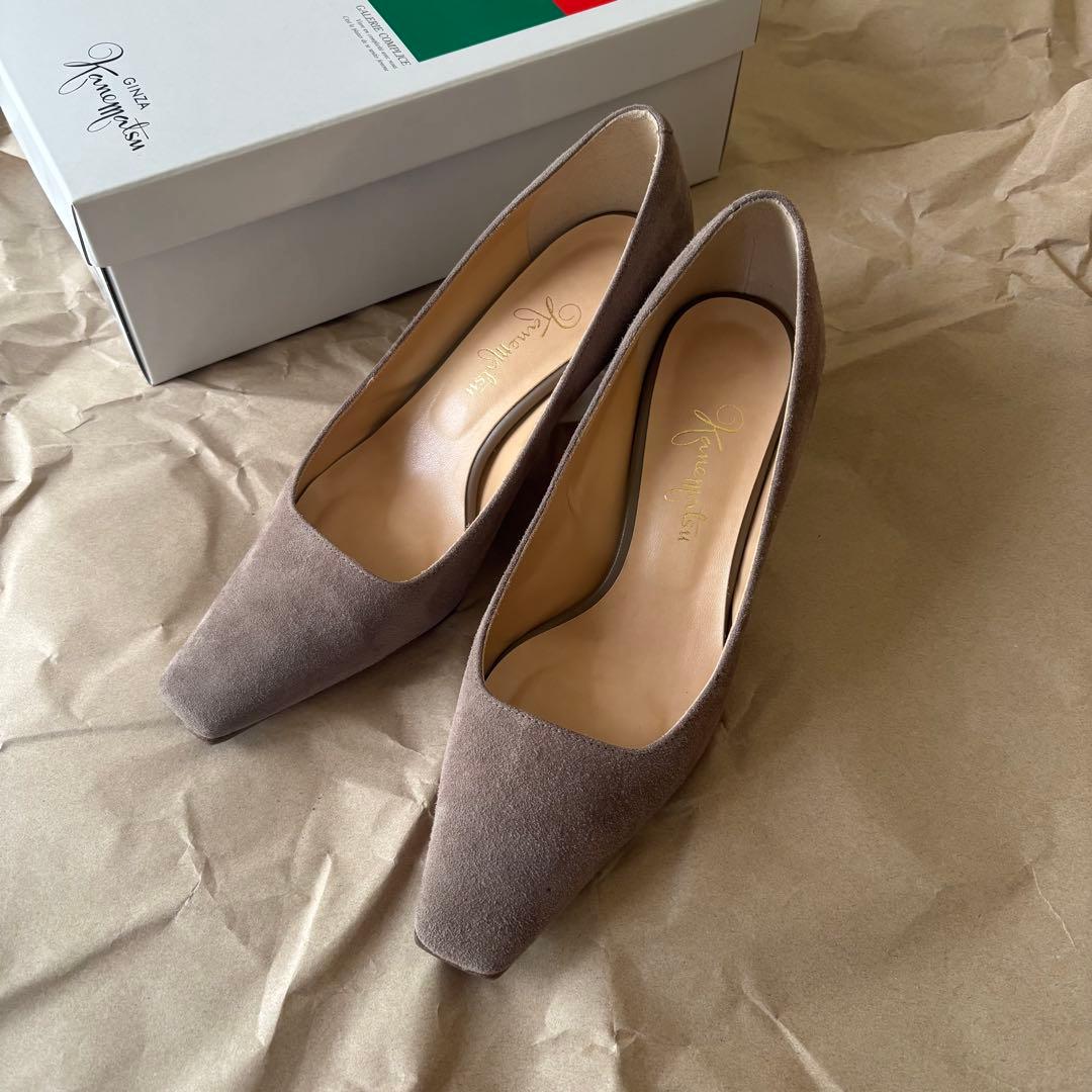 銀座かねまつ スエードパンプス - メルカリ