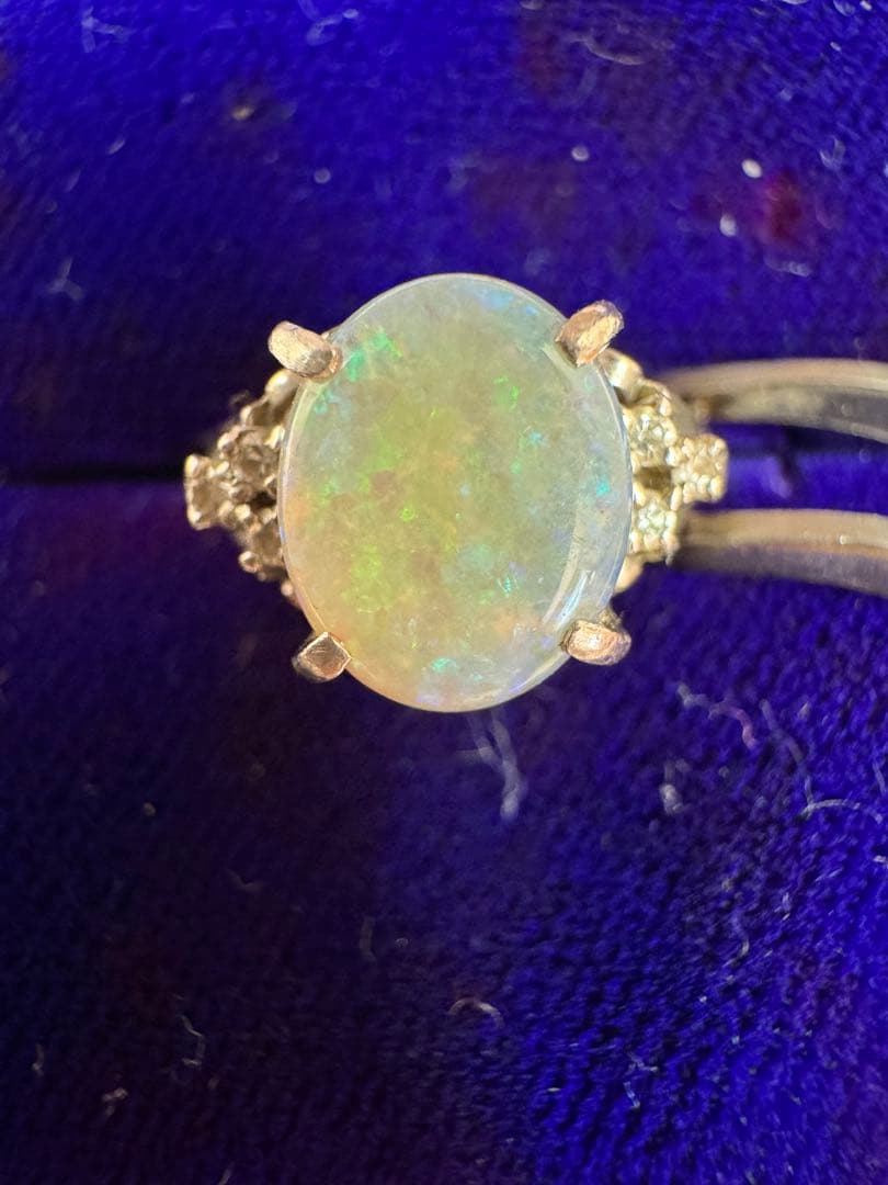 宝石 指輪天然ダイヤモンド Pt900刻印サイズ、8.00mm x9.90mm