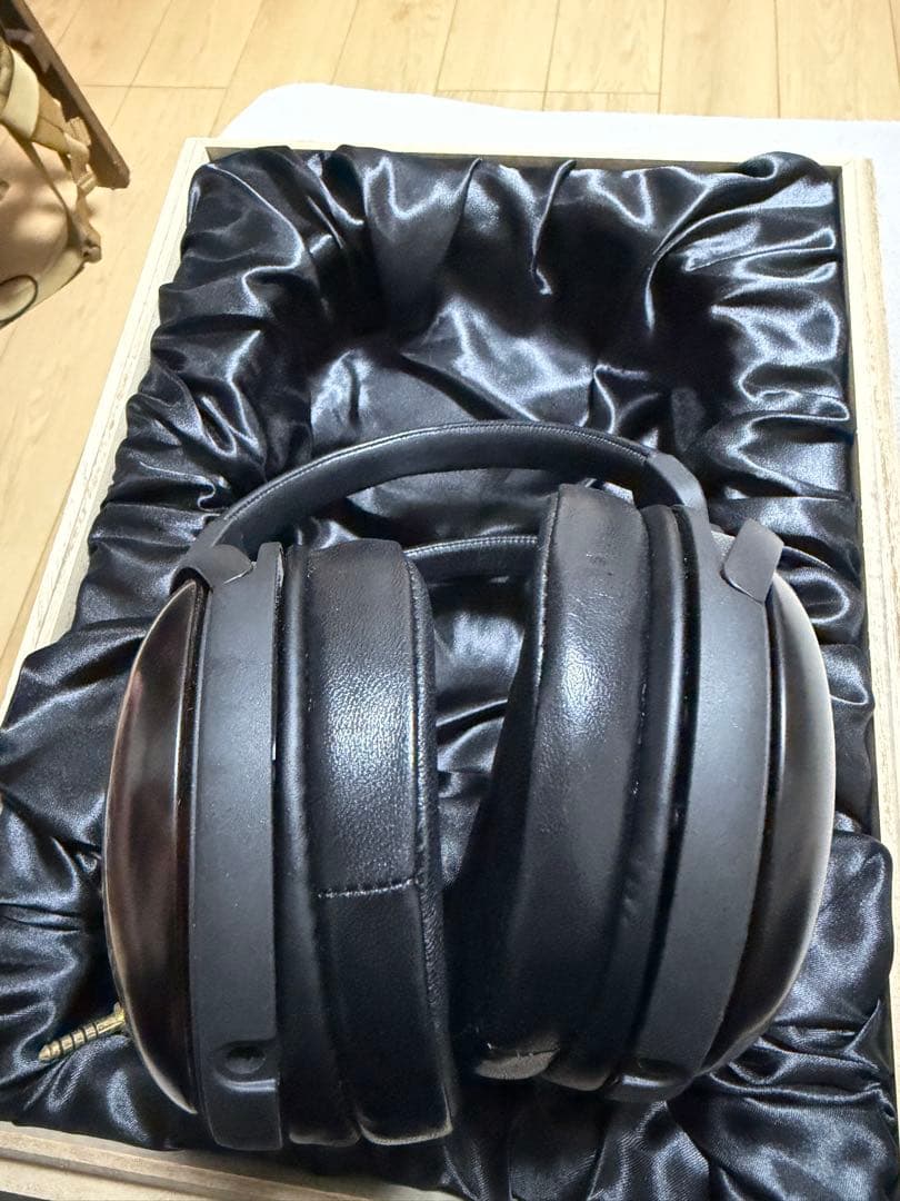 audio-technica 有線ヘッドホン 黒 AWKT Amazon.co.jp: Audio-Technica ATH-AWKT Headphones, Wired and High