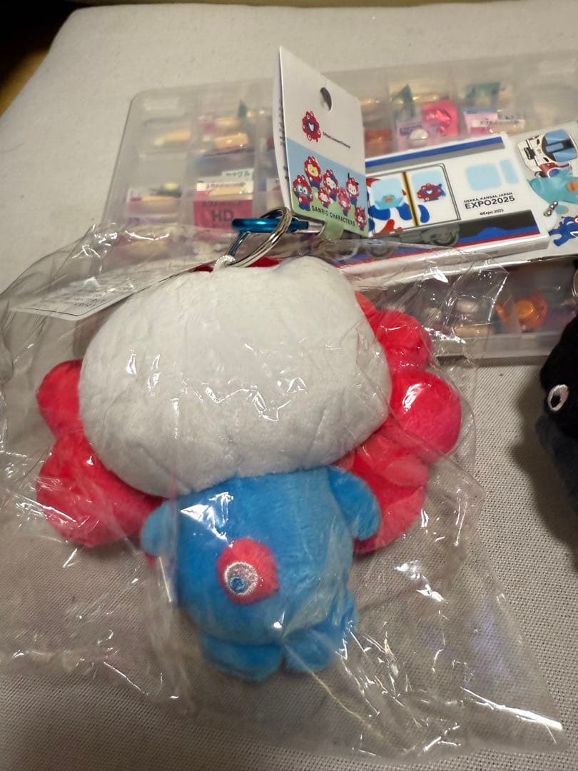 万博　レアグッズ　3点セット　黒ミャクミャク　イコカ　ミャクミャクキティ