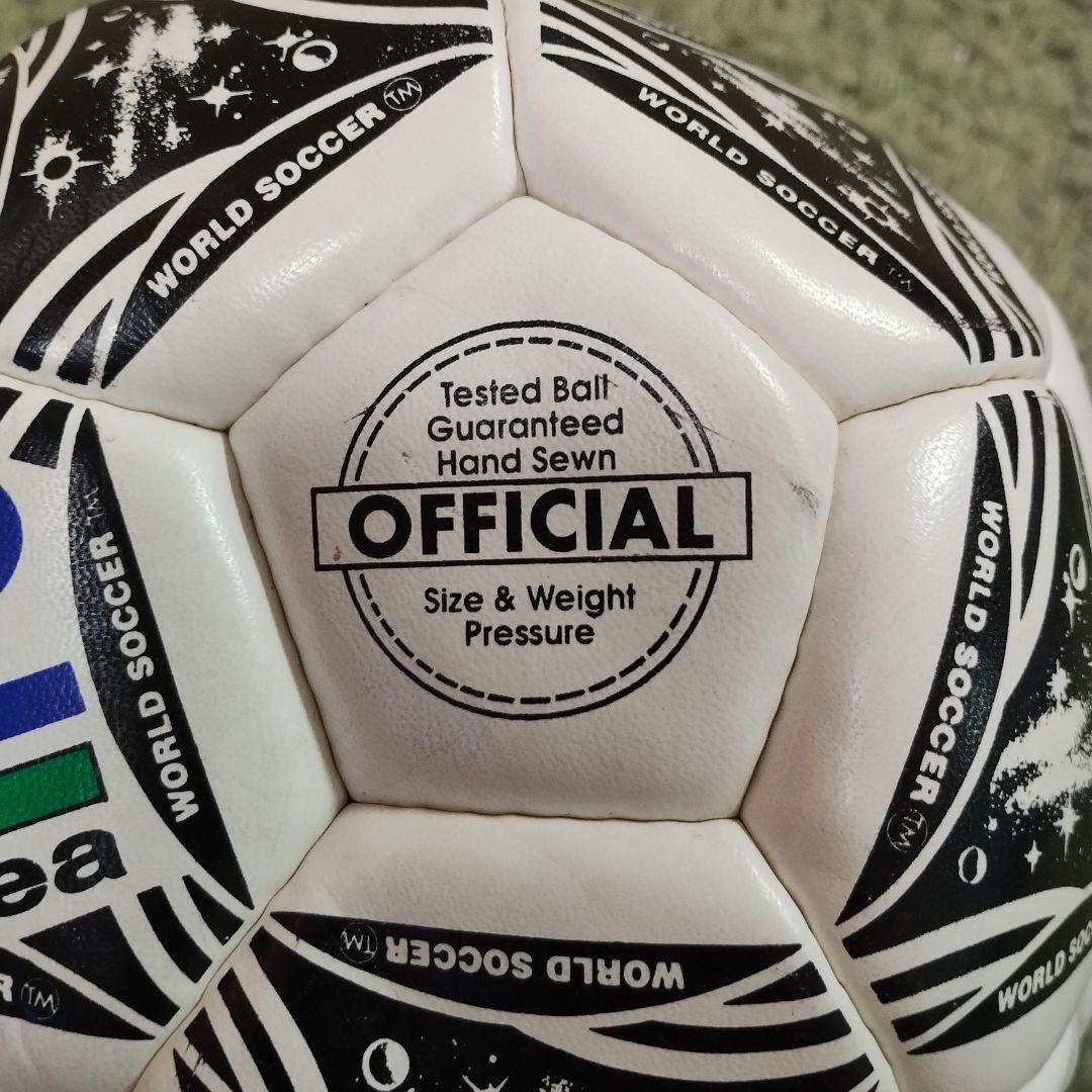日韓ワールドカップ サッカーボール 2002 公式 - メルカリ