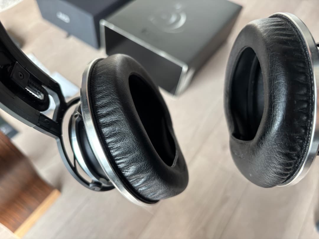 ワンオーナー美品】AKG K812-Y3＋純正イヤーパッド（1万円相当）付き