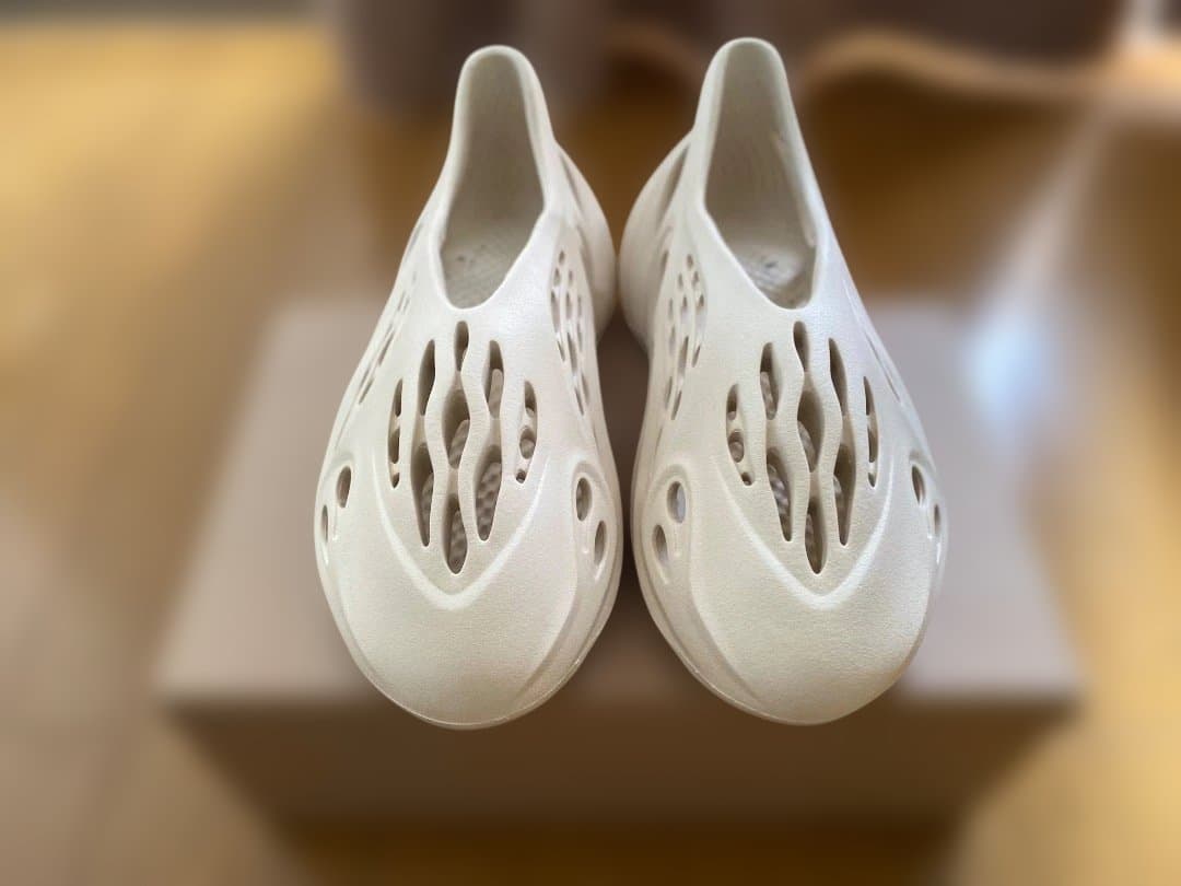 t*e様 adidas yeezy foam runner \"Sand\" sz.