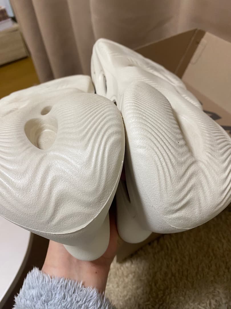 t*e様 adidas yeezy foam runner \"Sand\" sz.
