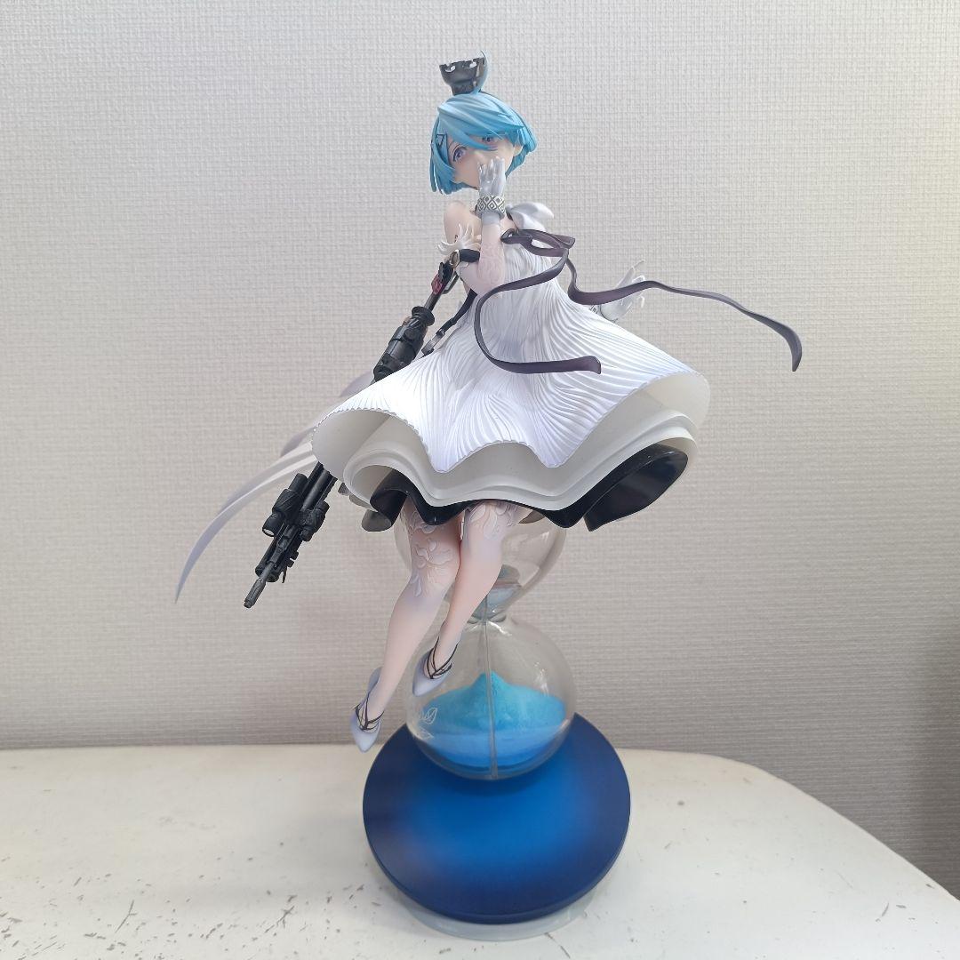 ドルフロ　Zas M21 ホワイトクイーン Ver. 1/8　完成品フィギュア