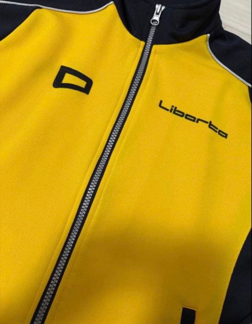 美品・新品】リベルタ ジャージ 上下 セット 上▶︎145cm・下▶︎130cm