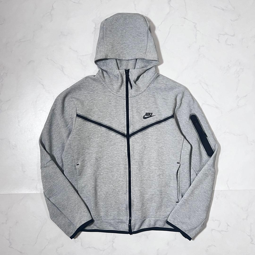 NIKE ナイキ テックフリース セットアップ グレー 上下L - メルカリ