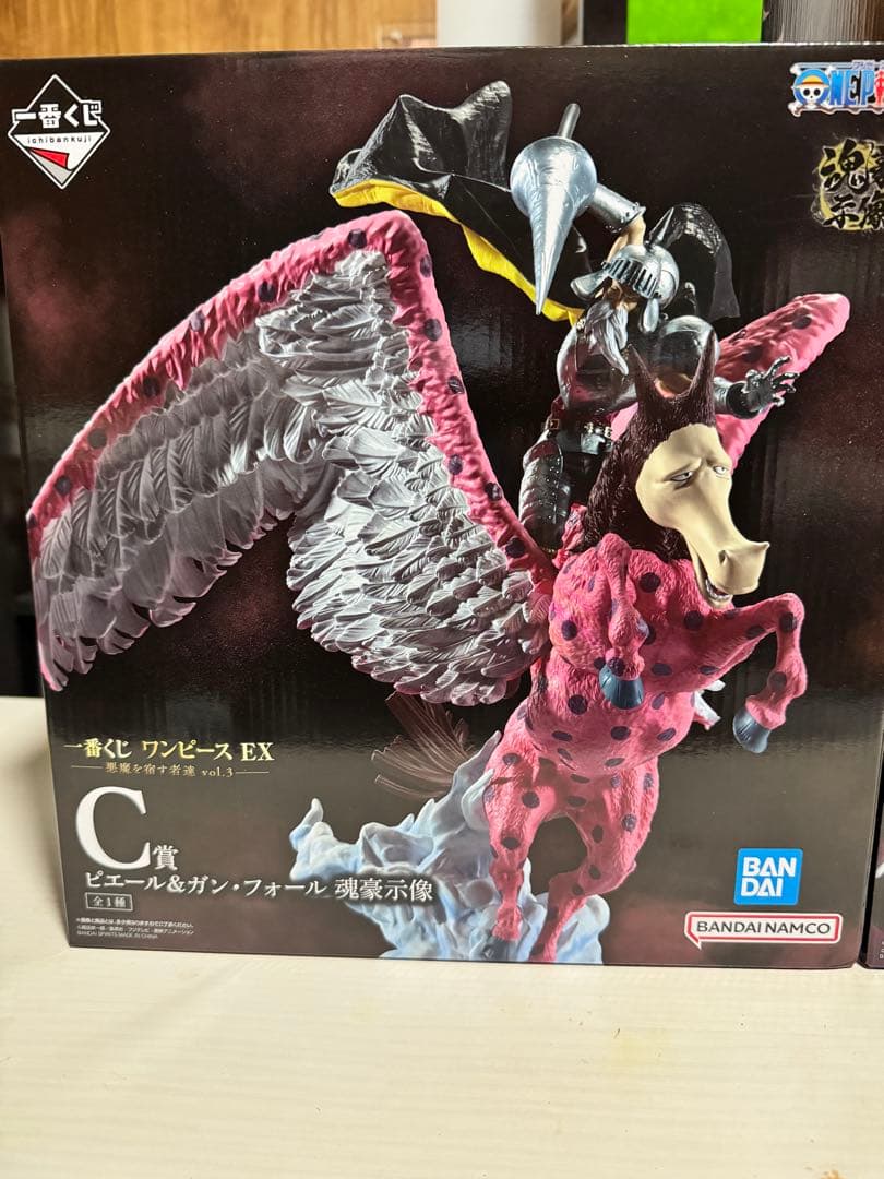 一番くじ　ONE PIECE チョッパー　ブラックマリア　ガンフォールフィギュア