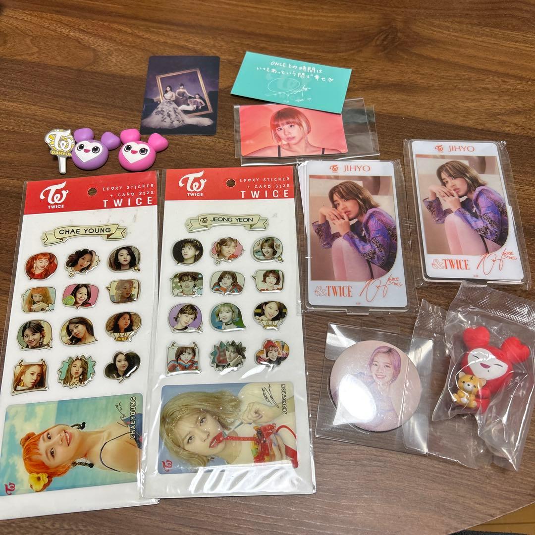 twice グッズ まとめ売り - メルカリ