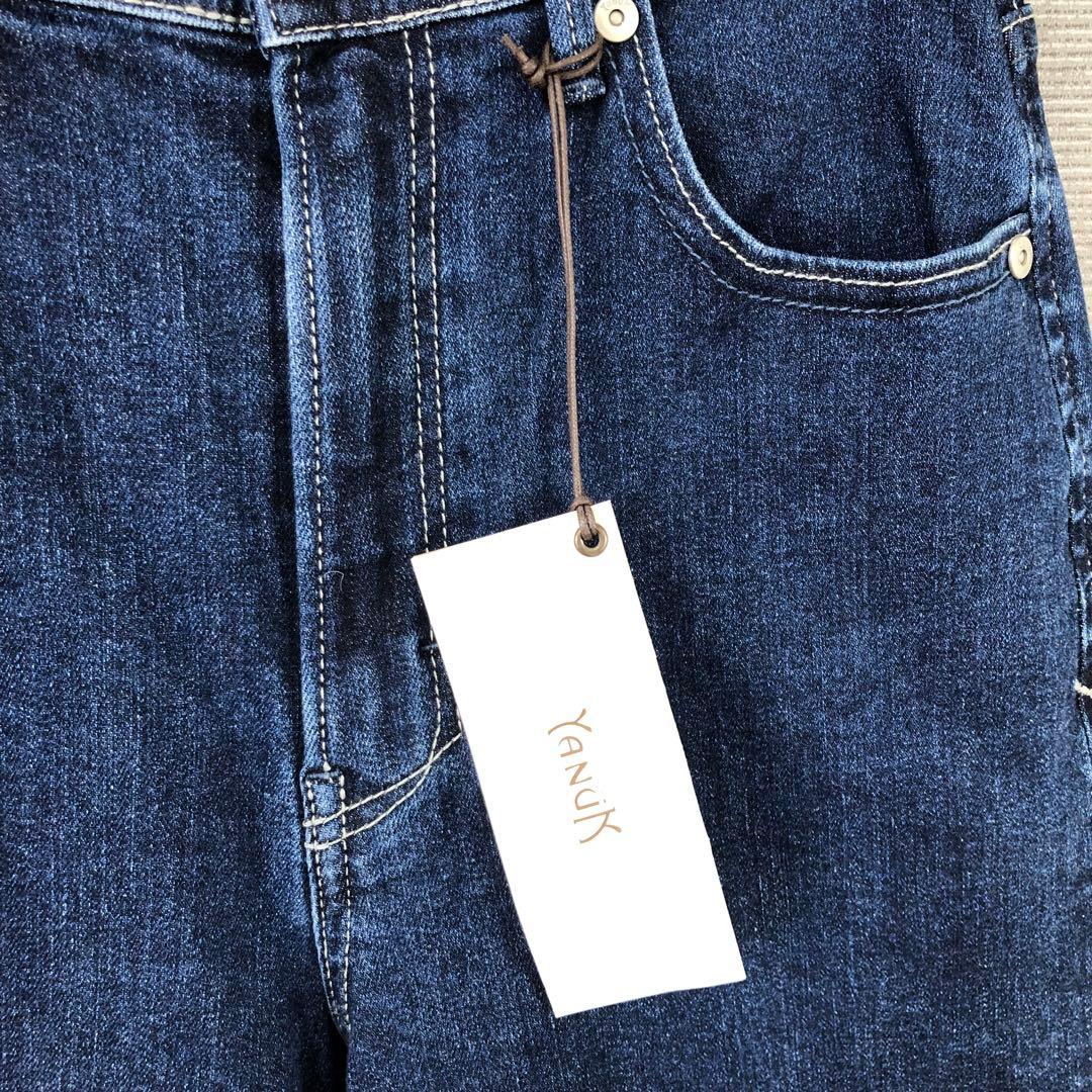 未使用品 YANUK ワイドフレア デニムパンツ 24 WIN - メルカリ