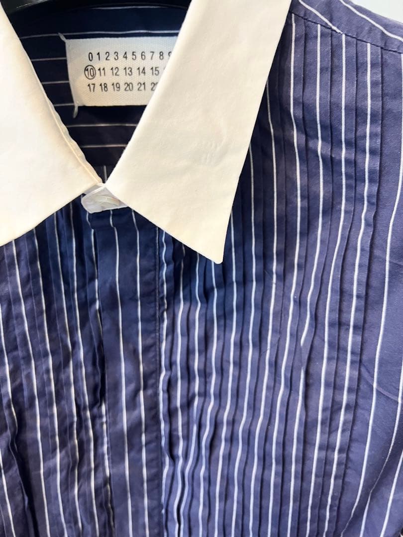 メゾンマルジェラ メンズ シャツ ネイビー Lサイズの通販はau PAY