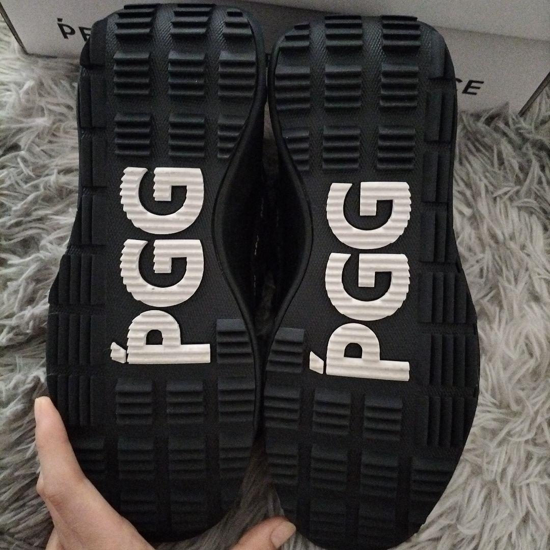 ほぼ未使用パーリーゲイツ スニーカー 22.5cm ブラック