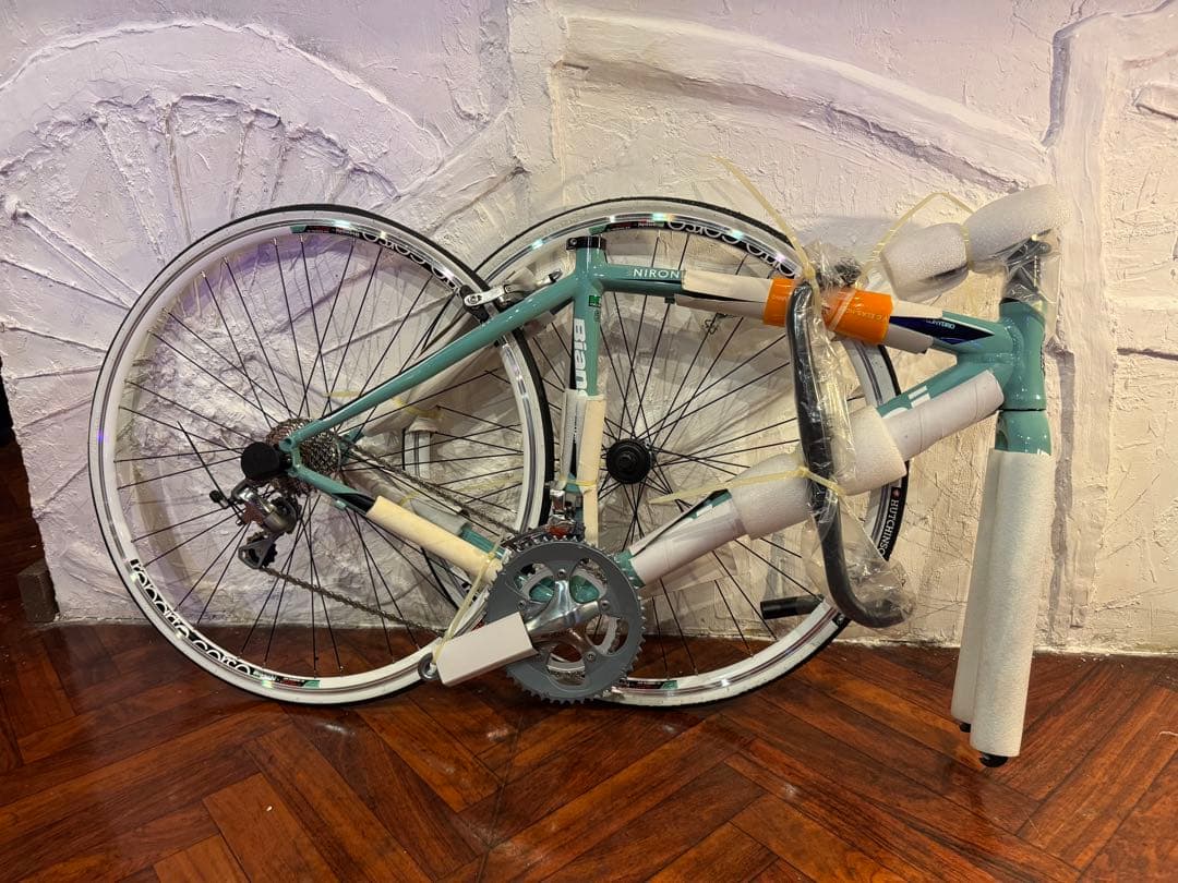 最終値引き！ビアンキ【未使用・新車】ビンテージ車ビアニローネ