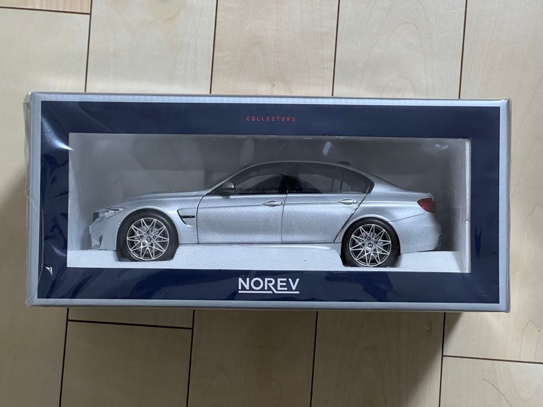 【新品】1/18 BMW F80 M3 sedan Norev silver 1/18 Norev Dealer Edition BMW F80 M3 Competition Package (Silver