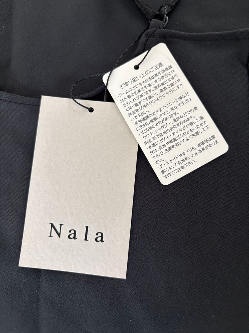 Nala back open all in one 水着　新品未使用