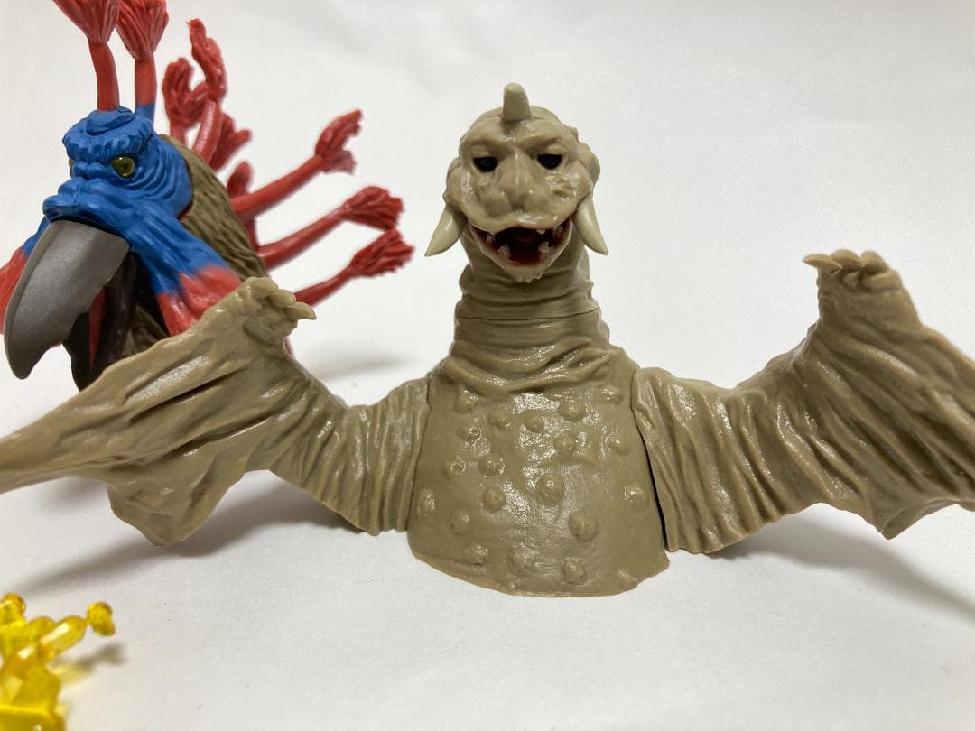 【コンプ 】 究極円谷怪獣博覧会 壱 弐セット ゴモラ レッドマン バードン