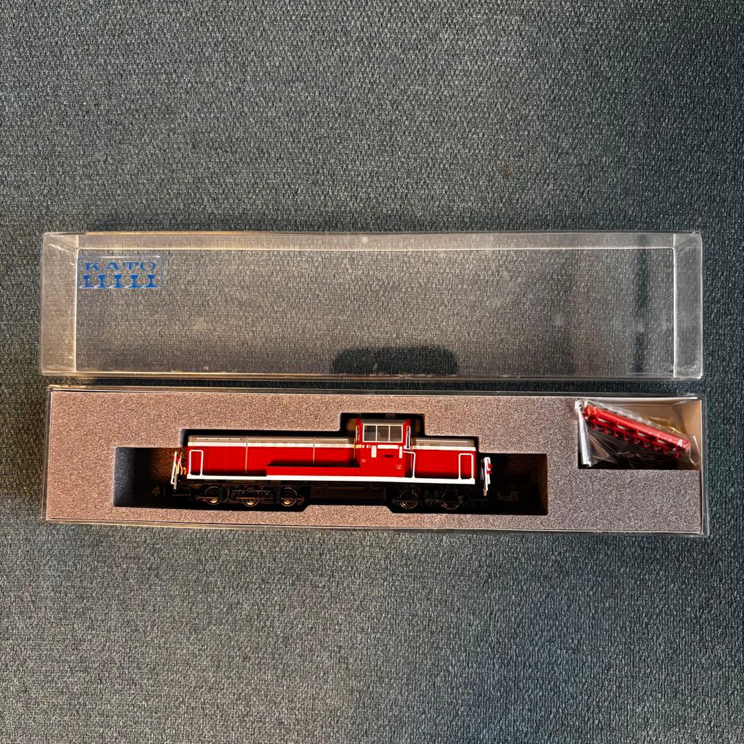 KATO DE10型機関車 7011-1Nゲージ 鉄道模型