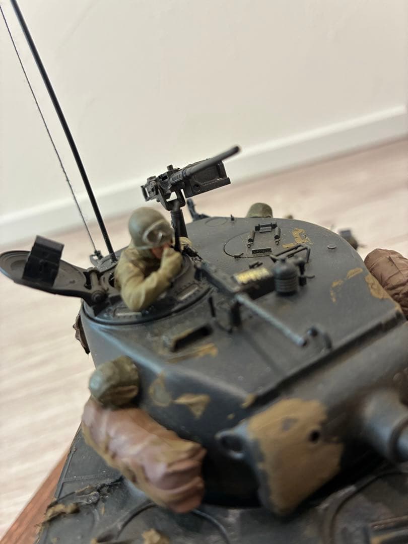 映画FURY風 シャーマン戦車 M4A3E8 完成塗装済 - メルカリ