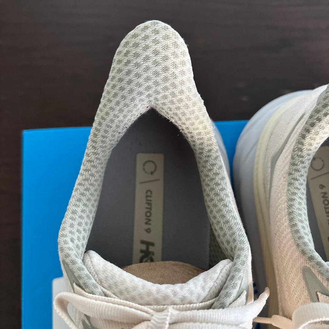 HOKA ホカCLIFTON 9 クリフトン　ベージュ　WIDE 27.5cm