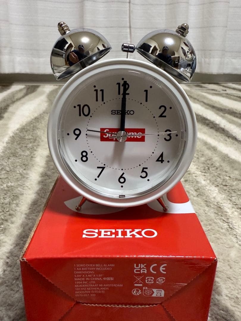 Supreme Seiko Alarm Clock White 目覚まし時計 - メルカリ