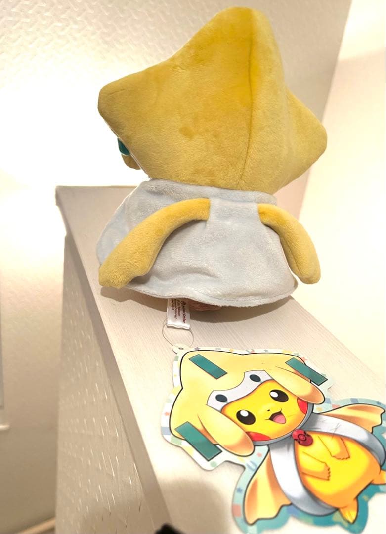 新品✨ポケモンセンターオリジナル ぬいぐるみ　ジラーチポンチョのピカチュウ