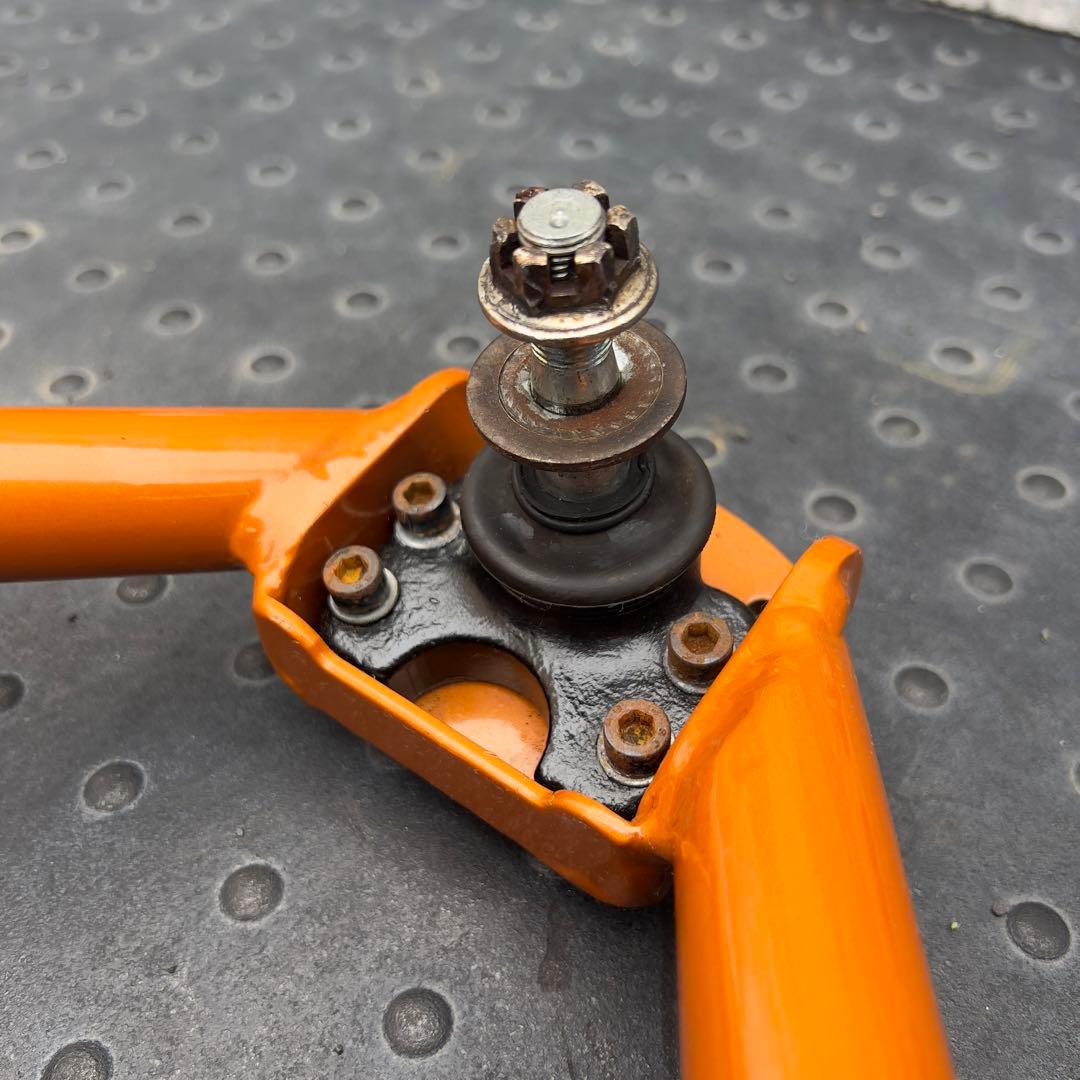 フロント アッパーアーム 18 20 21 クラウン スキッドレーシング