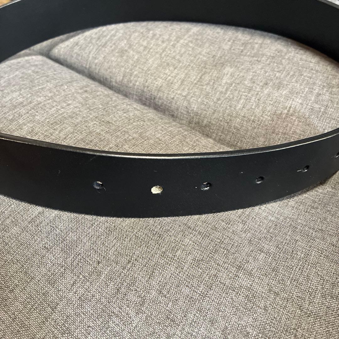 AMIRI ブラックレザーベルト ロゴバックル - メルカリ