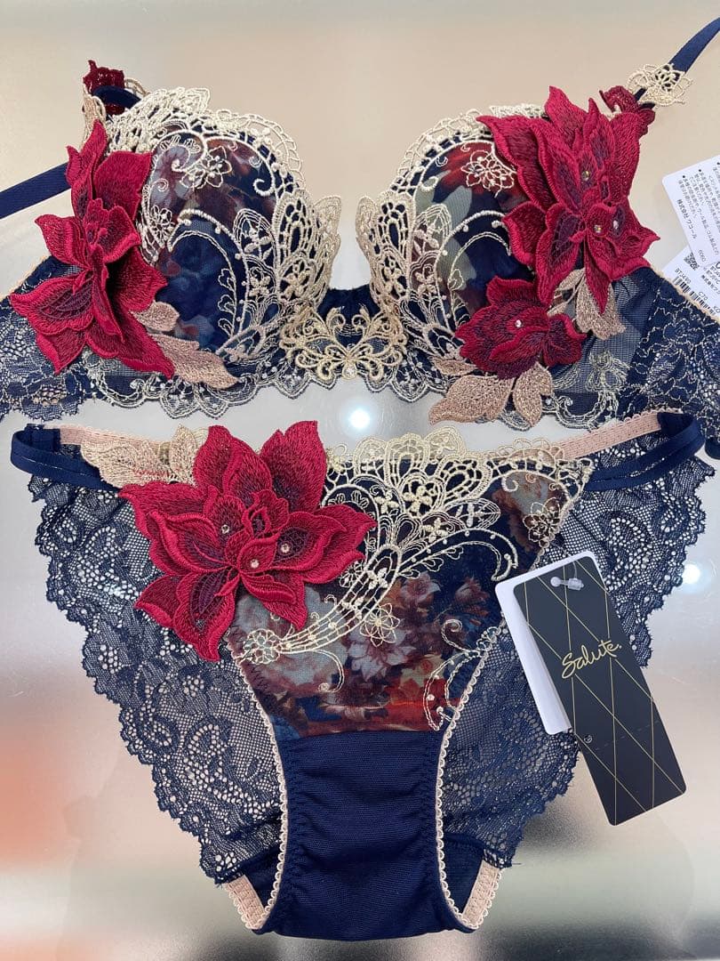 サルート⭐️店舗限定⭐️90グループ⭐️KO⭐️C75/L/M⭐️2点新品タグ