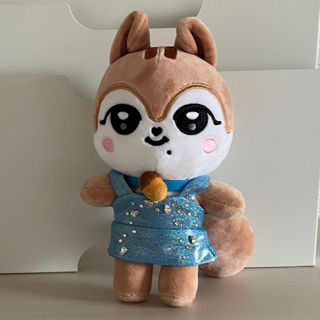 ive minive 制服 ぬいぐるみ ガウル - メルカリ