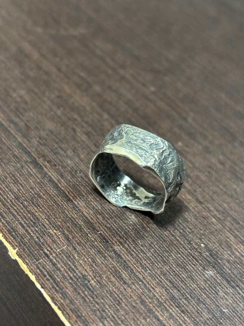 【gift hand】Sv crack M ring 19号 Sv crack ring gift hand | リング・指輪 - Pinkoi