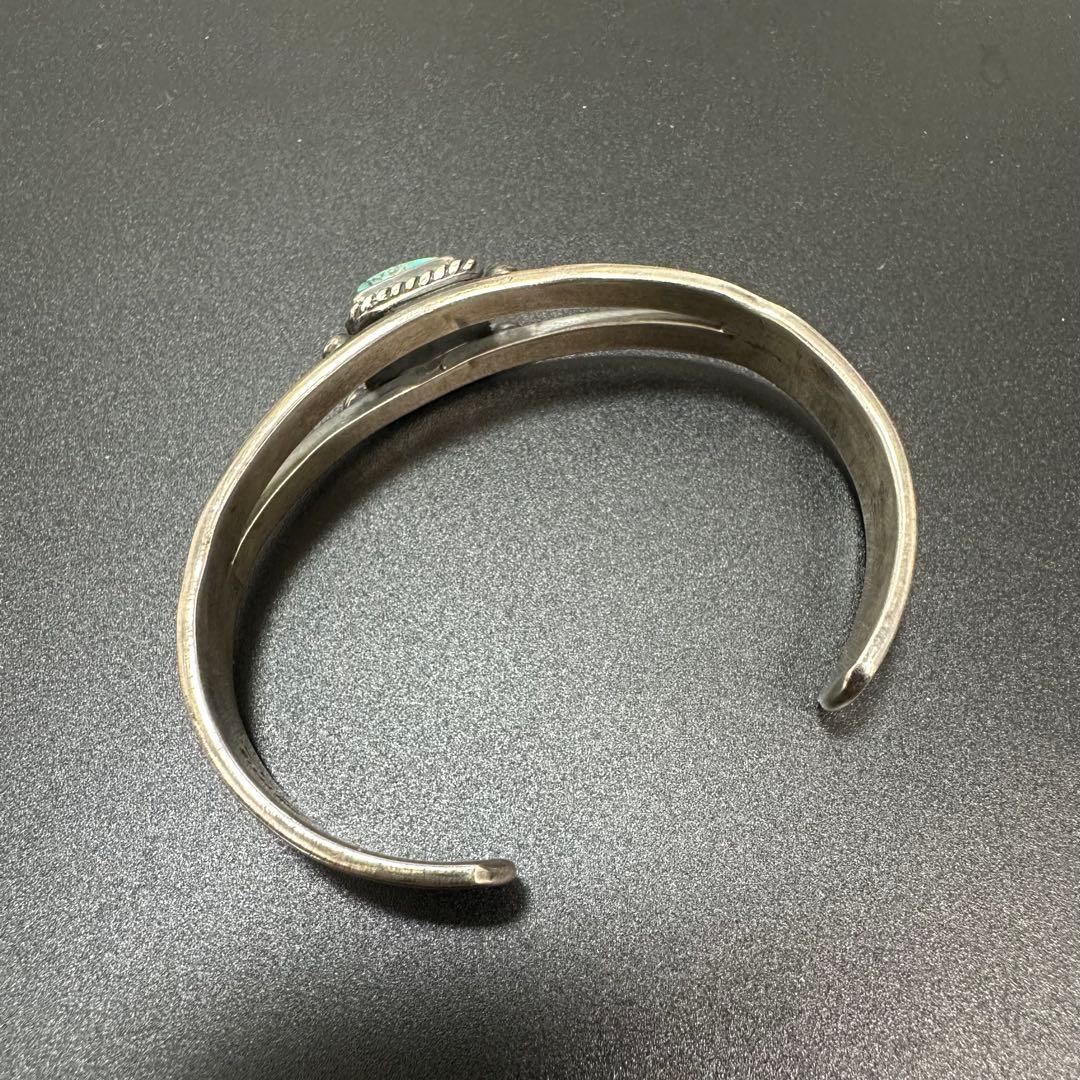 Navajo族 Steve arviso イサカピーク ターコイズ バングル - メルカリ