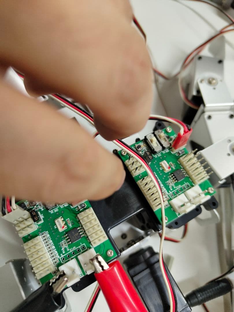 KONDO KRS-78A ロボットキット 電源入力確認済