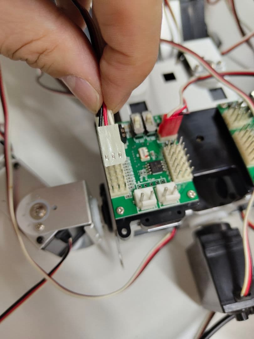 KONDO KRS-78A ロボットキット 電源入力確認済