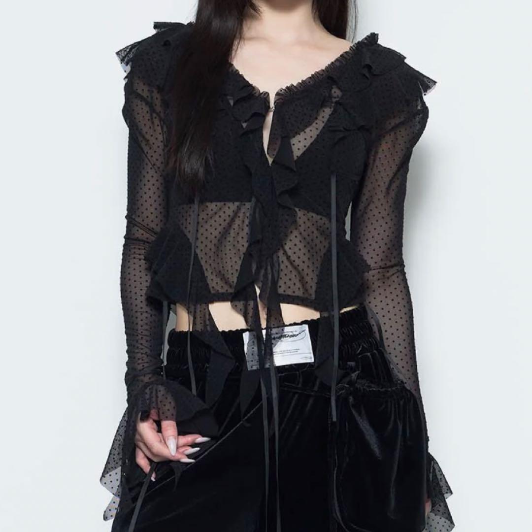 THEREDTHREAD フリルトップス - メルカリ