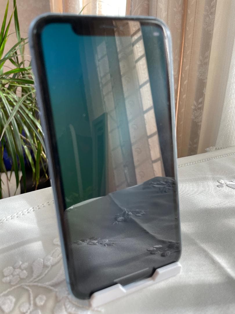 iPhone XR ブルー 64GB 動作品 SIMフリー (背面割れ) 41zazVX372L._SS200_.jpg