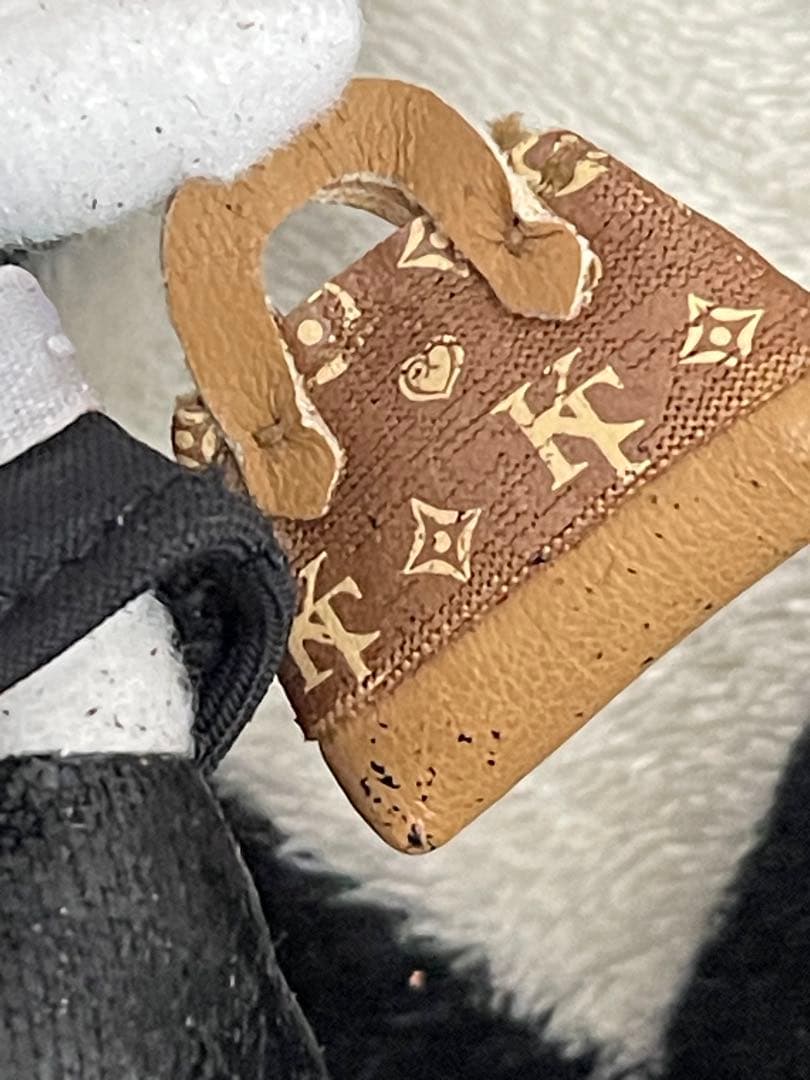 ご当地キティ 新宿キティストーリー ファスナーマスコット 未開封