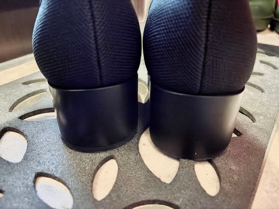 VIVALA ブラック ハイヒールパンプス 25.0cm