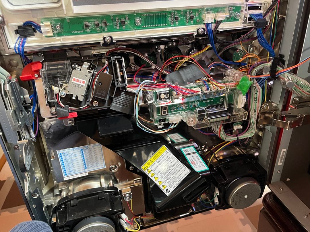 【ブラックフライデーセール】パチスロ実機 カンフーレディテトラ 不要機付き