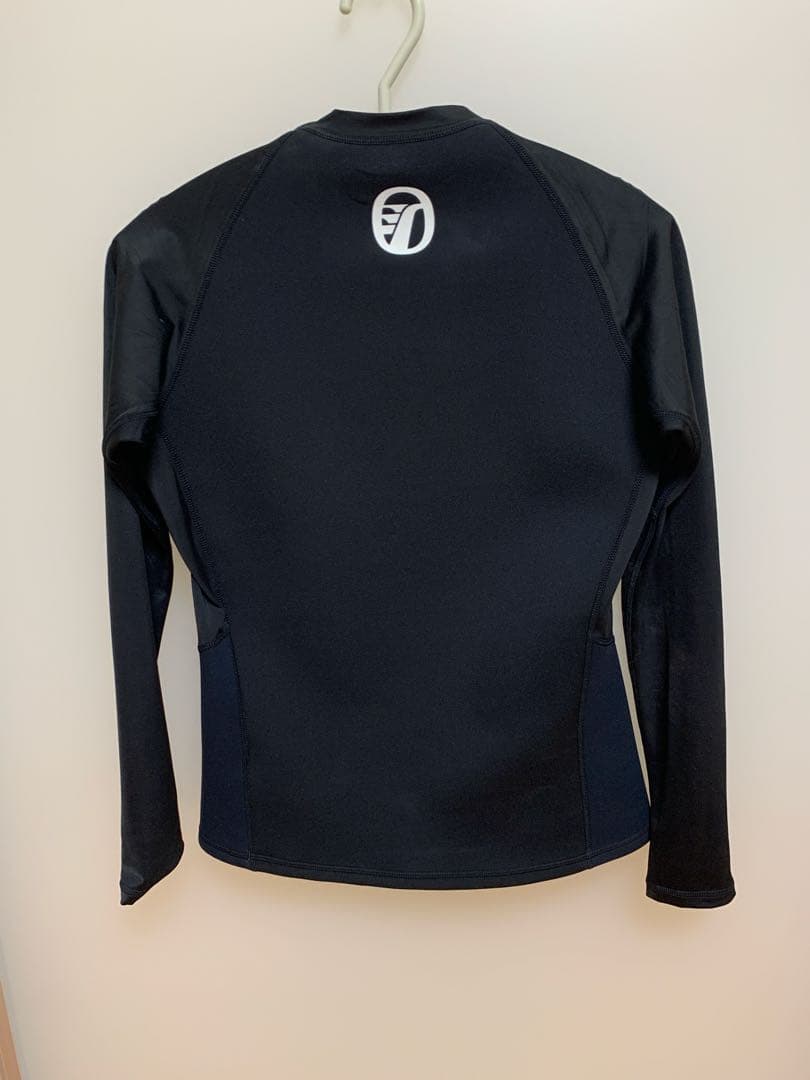 リンコンウエットスーツ ラッシュガード タッパー 1mm×0.5mm サイズM