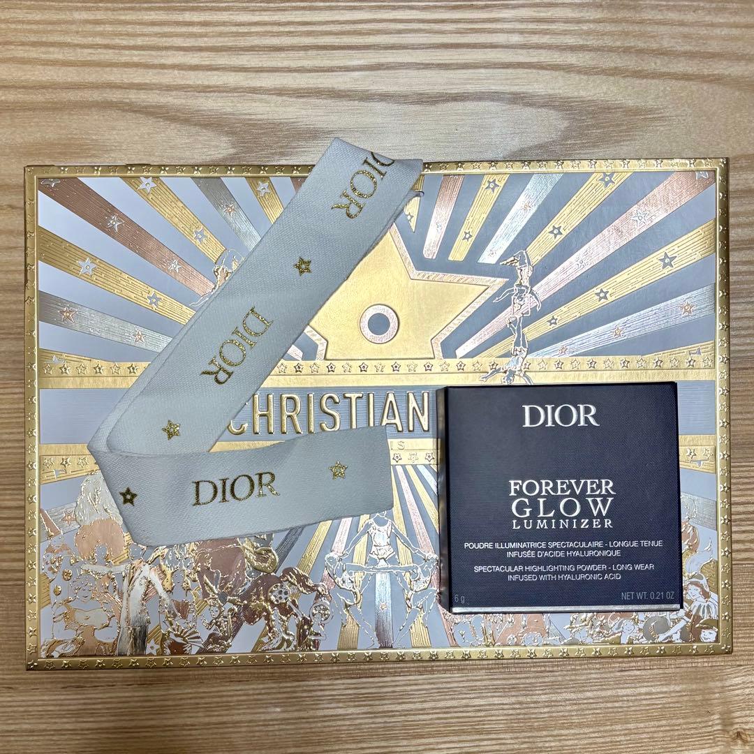 ディオール スキン フォーエヴァー グロウ ルミナイザー ホリデー 2025 ディオール］ディオールスキン フォーエヴァー クチュール