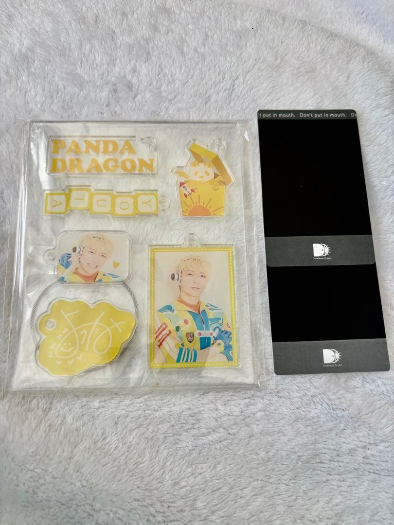 パンダドラゴン　ようた　アクリルスタンド　キーホルダー