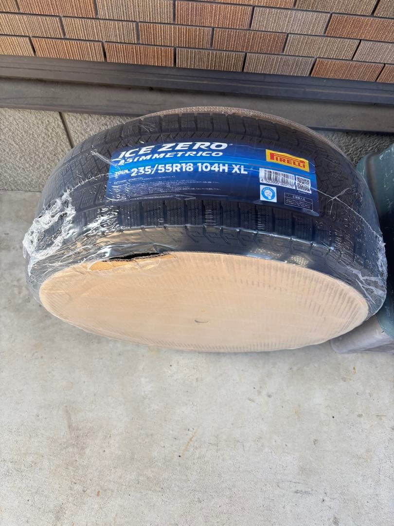 フ*プ様 スタッドレスタイヤ/ホイール4本セット 235/55/R18