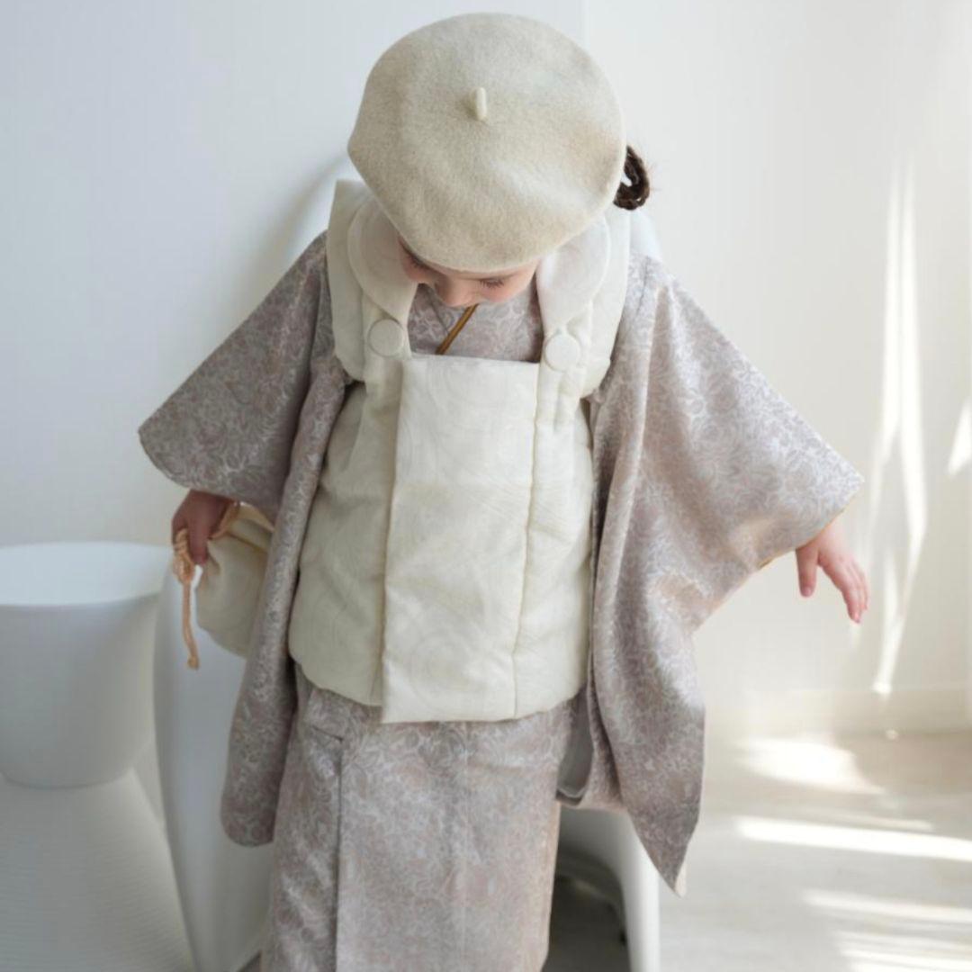 ❀大人気❀　早期完売品　新品未使用　清楚系　ピーチアイボリー　女の子　男の子